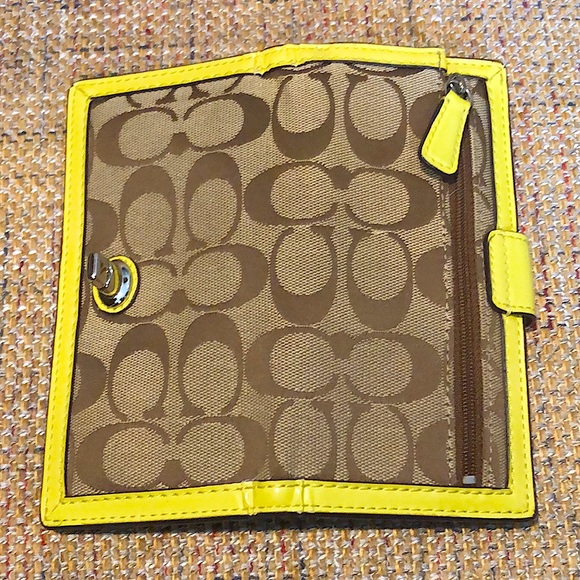 COACH Legacy Signature Slim Turn Lock Closure Trifold Wallet Neon Yellow Trim - Picture 8 of 17